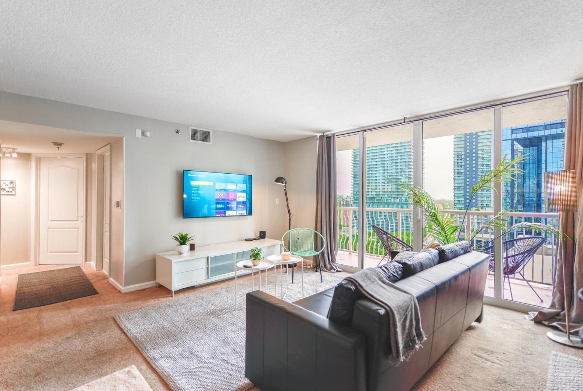 Prime Brickell Condo With Stunning Views Маямі Екстер'єр фото